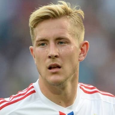 Lewis Holtby 1
